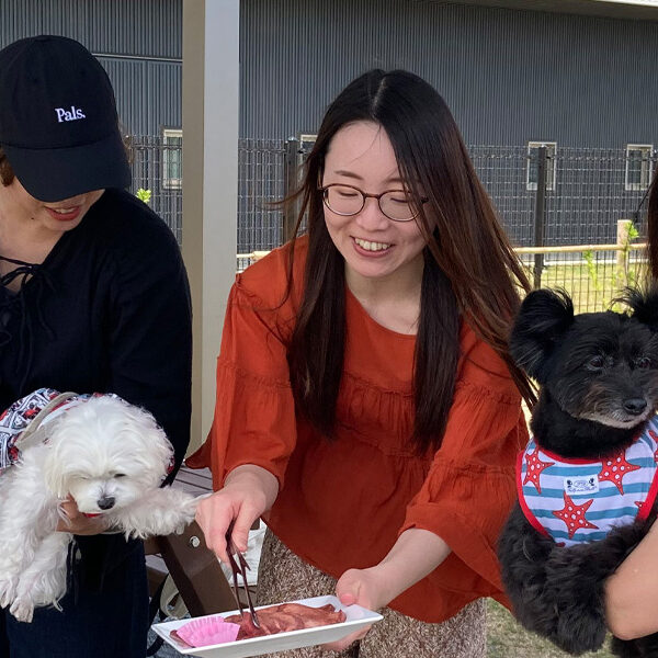 愛犬と一緒にBBQ　陣中閖上ファクトリーガーデン