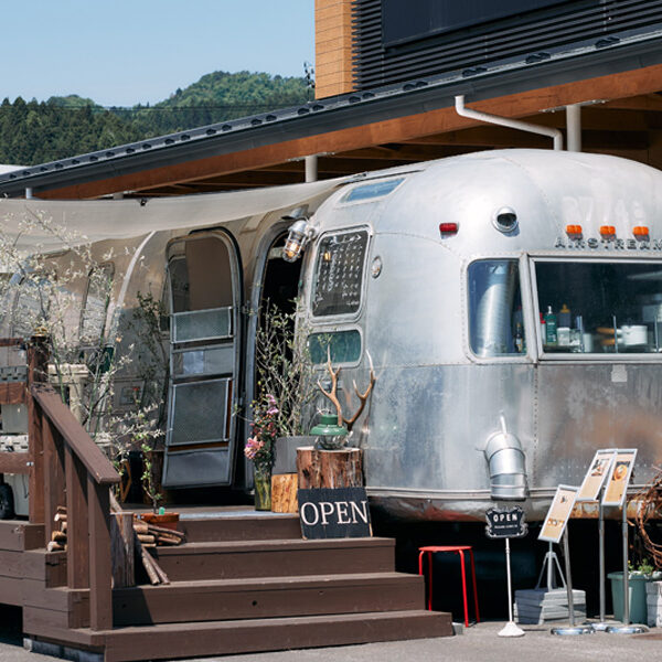 大人の遊び場　Campers Cafe